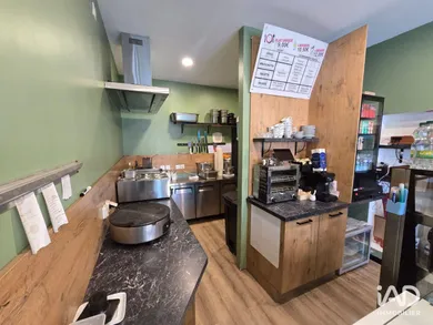 Boutique/Local commercial à ROCHEFORT (17300)