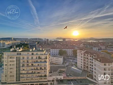 Boutique/Local commercial à TOULON (83000)