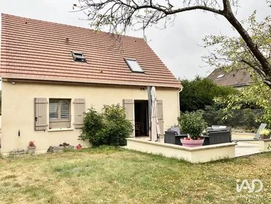 Maison à DAMMARTIN-EN-SERVE (78111)