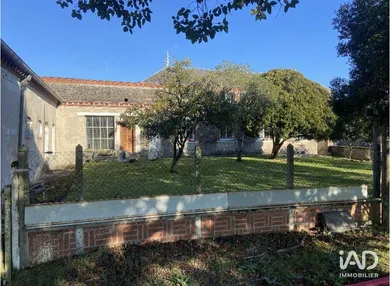Bureaux à LE FRESNE-SUR-LOIRE (49123)