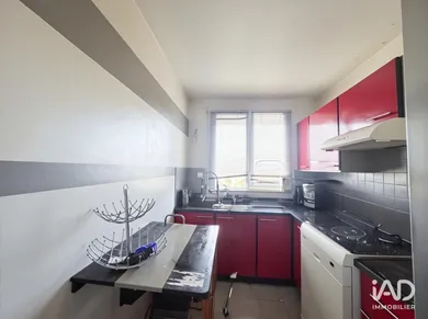 Apartment in LIMEIL-BRÉVANNES (94450)