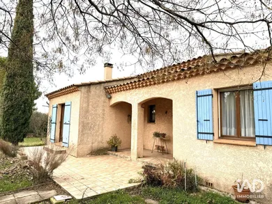 House in PERNES-LES-FONTAINES (84210)