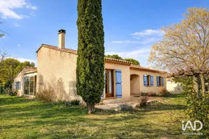 Maison à PERNES-LES-FONTAINES (84210)