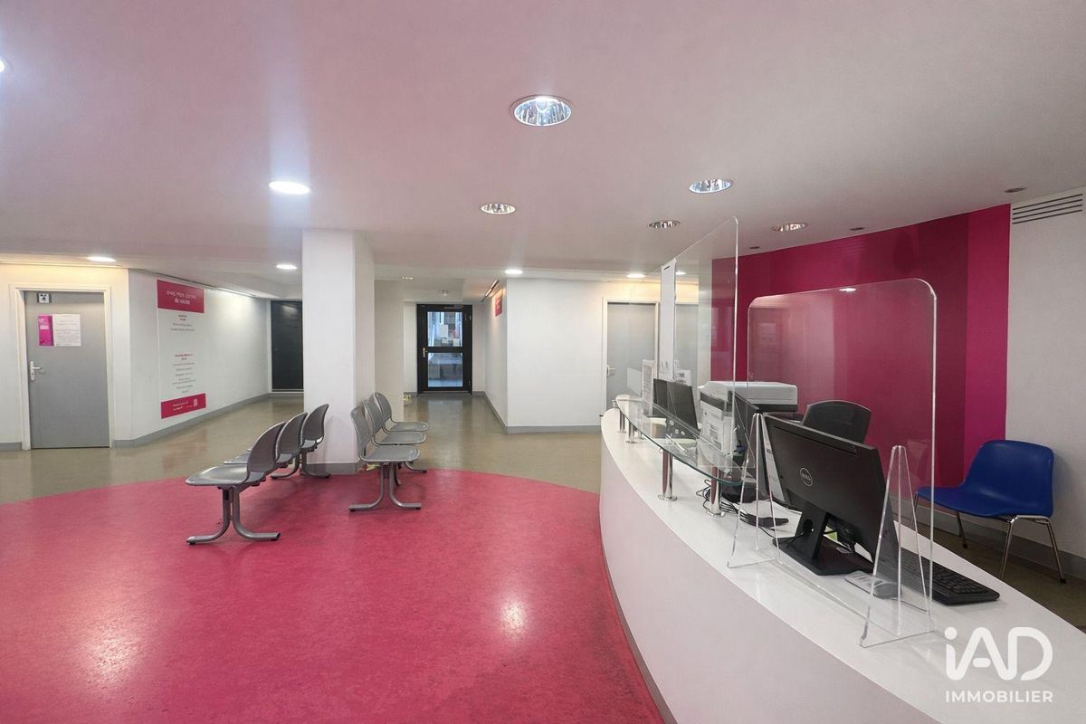 Local d’activité de 1 330 m² à MONTREUIL (93100)