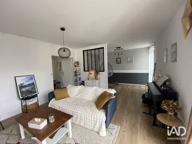 Appartement à AVON (77210)