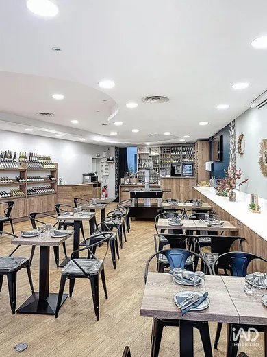 Boutique/Local commercial à VINDRY-SUR-TURDINE (69490)