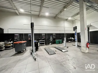 Boutique/Local commercial à LA VILLE-DU-BOIS (91620)