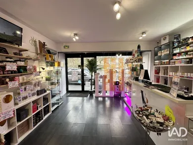 Boutique/Local commercial à LONGJUMEAU (91160)