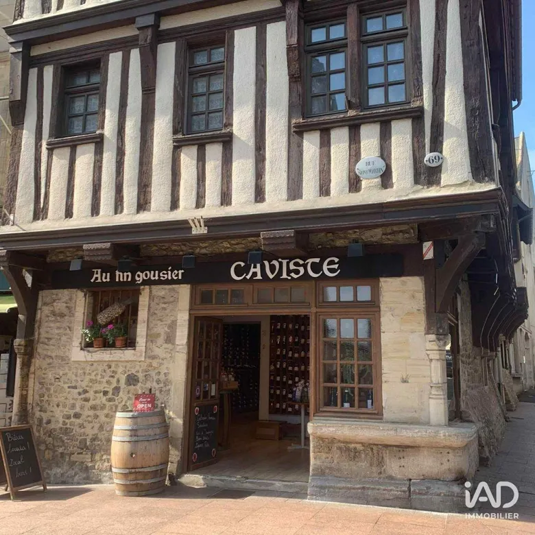 Local commercial 100 m² · à Bayeux · 100 m² · 148 000 €