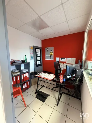 Boutique/Local commercial à ESSARTS EN BOCAGE (85140)