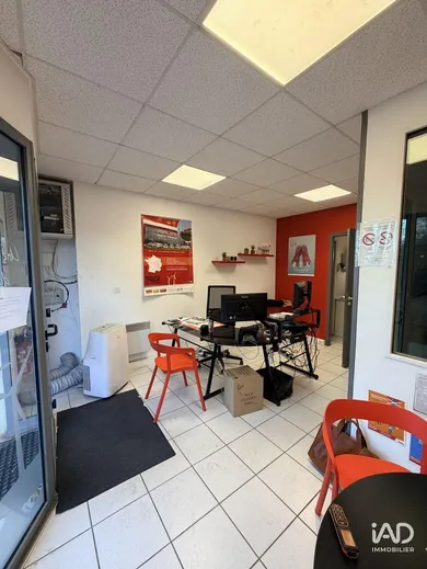 Boutique/Local commercial à ESSARTS EN BOCAGE (85140)