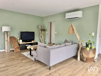 House in BELIN-BÉLIET (33830)