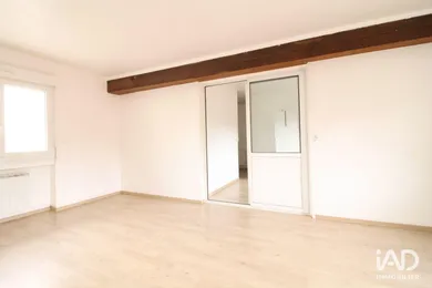 Appartement à BALLANCOURT-SUR-ESSONNE (91610)