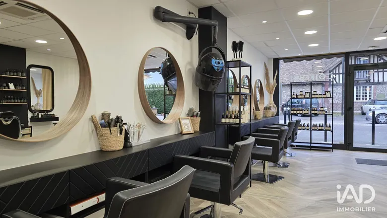 Local commercial 100 m² · à Heudebouville · 100 m² · 153 000 €
