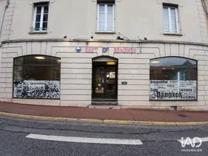 Boutique/Local commercial à MELUN (77000)