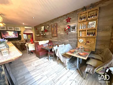 Bar-brasserie in ROQUEBRUNE-SUR-ARGENS (83520)