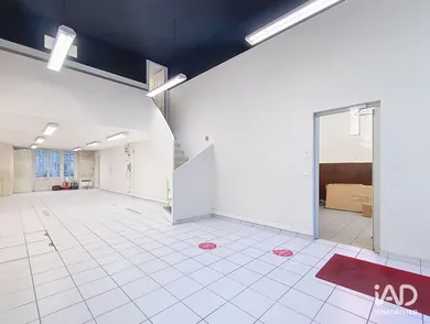 Commercial walls in LYON (69003)