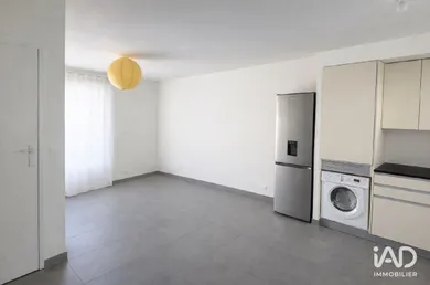 Appartement à USSY-SUR-MARNE (77260)