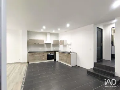 Apartment in THÉZAN LÈS BÉZIERS (34490)