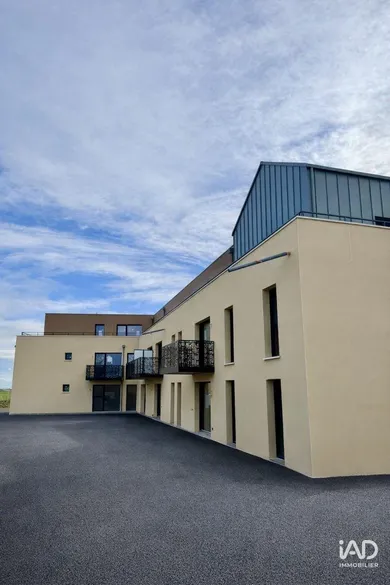 Apartment in CARPIQUET (14650)