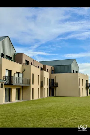 Apartment in CARPIQUET (14650)