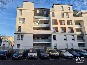 Appartement à ÉVRY (91000)