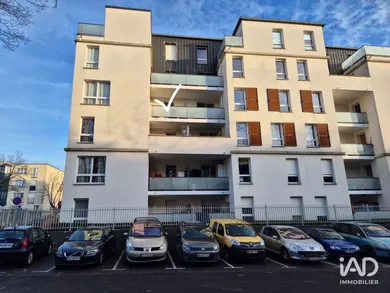 Appartement à ÉVRY (91000)