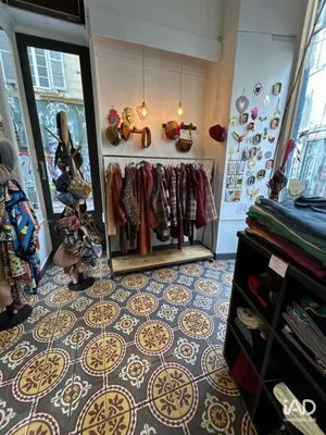 Commercial in MARSEILLE (13006)