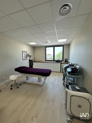 Boutique/Local commercial à LAMBESC (13410)