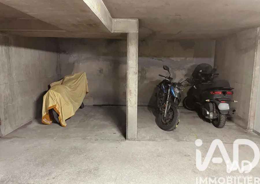 Parking à PARIS (75010) photo 3