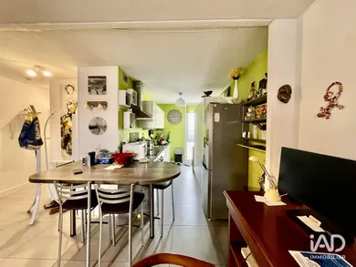 Appartement à MAUGUIO (34130)