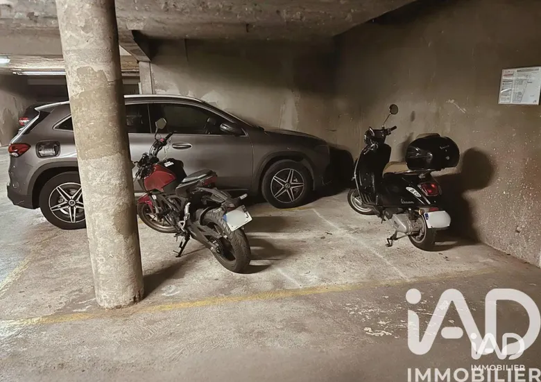 Parking 5 m² · à Paris · 5 m² · 188 €/mois
