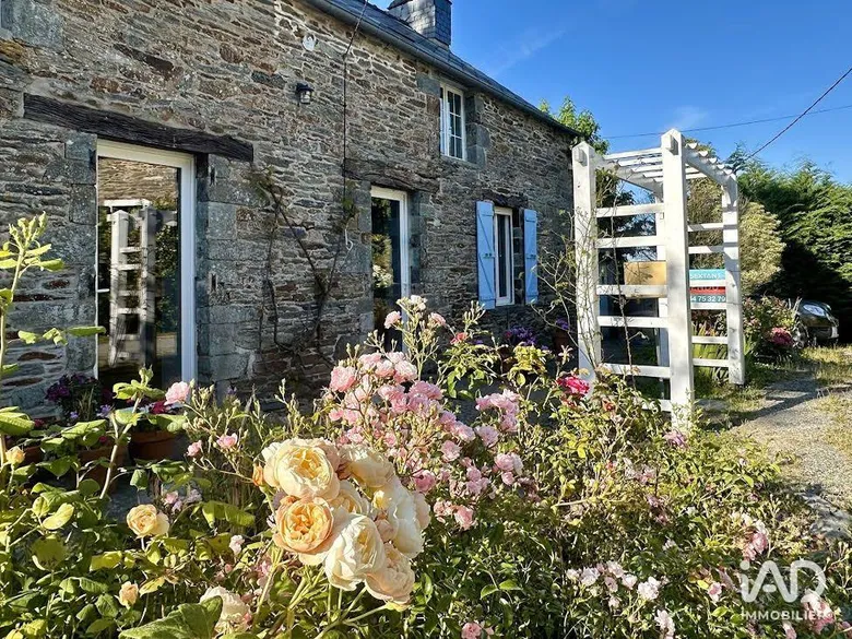 Maison 7 pièces 222 m² · à Sixt-sur-Aff · 222 m² · 343 200 €