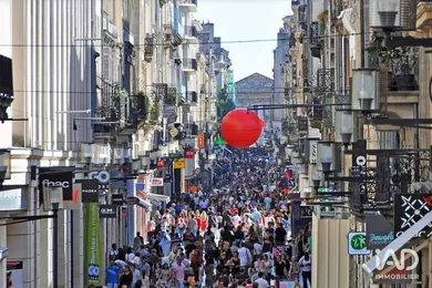 Murs commerciaux à BORDEAUX (33000)