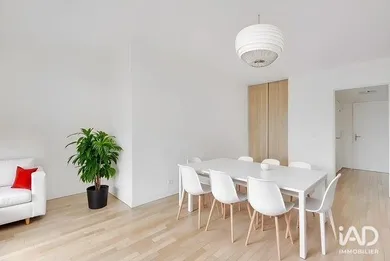 Appartement à SÈVRES (92310)