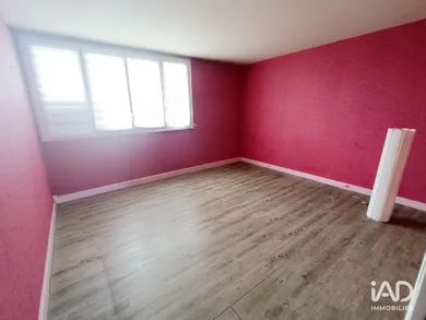 Apartment in SAINT-MICHEL-SUR-ORGE (91240)