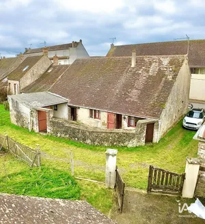 Townhouse in CHÉROY (89690)