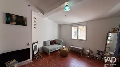 Appartement à TOULON (83000)