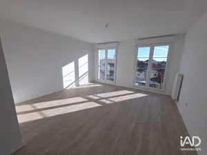 Apartment in LE BLANC-MESNIL (93150)