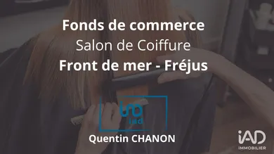 Boutique/Local commercial à FRÉJUS (83600)