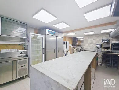 Commercial walls in JUAN-LES-PINS (06160)