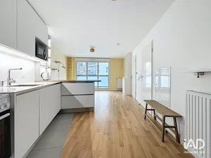 Apartment in MONTREUIL (93100)