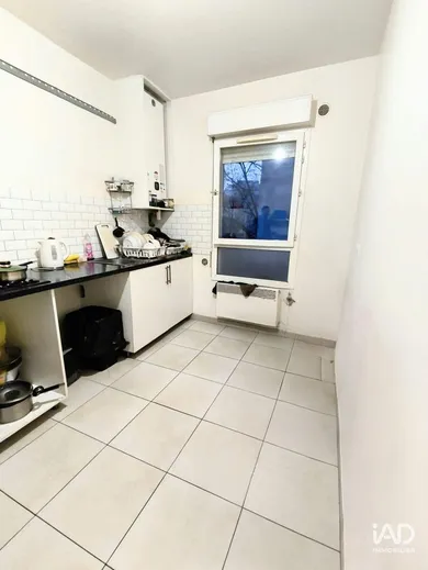 Appartement à AUBERVILLIERS (93300)