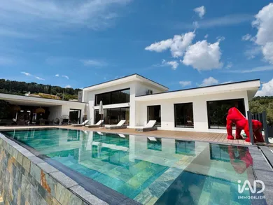 Maison à BANDOL (83150)