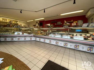 Boutique/Local commercial à ROMAGNÉ (35133)