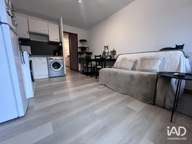 Apartment in LE GRAU-DU-ROI (30240)
