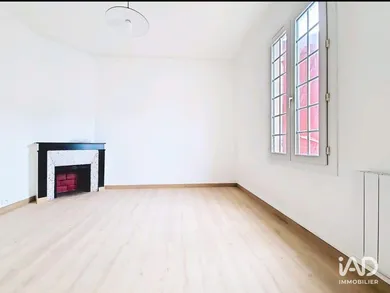 Maison à LE BLANC-MESNIL (93150)