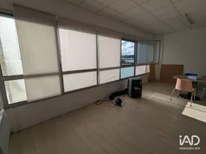 Office in BRUGES (33520)