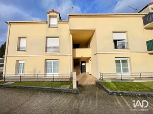 Apartment in COUBRON (93470)
