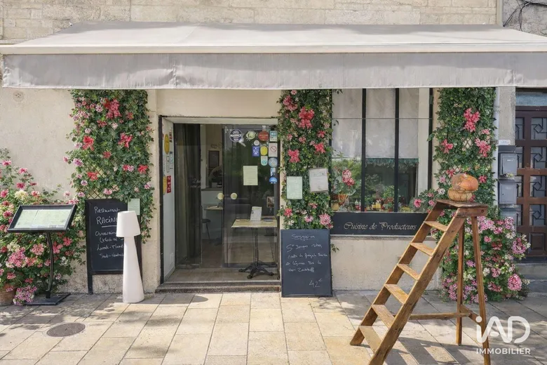 Restaurant à TOULON (83000) · 84 m² · 108 000 €